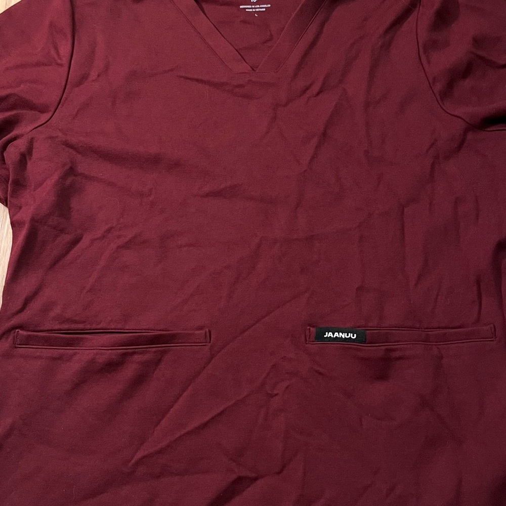 Jaanuu Cesi Slim Scrub Top